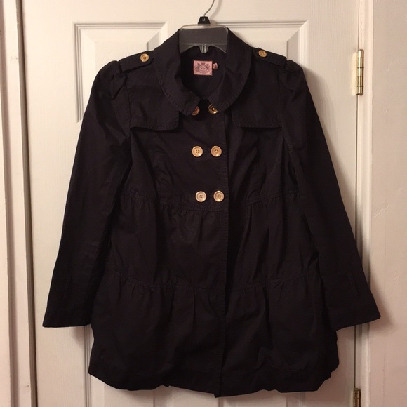 Juicy Couture Jackets & Blazers - Juicy Couture lightweight jacket.